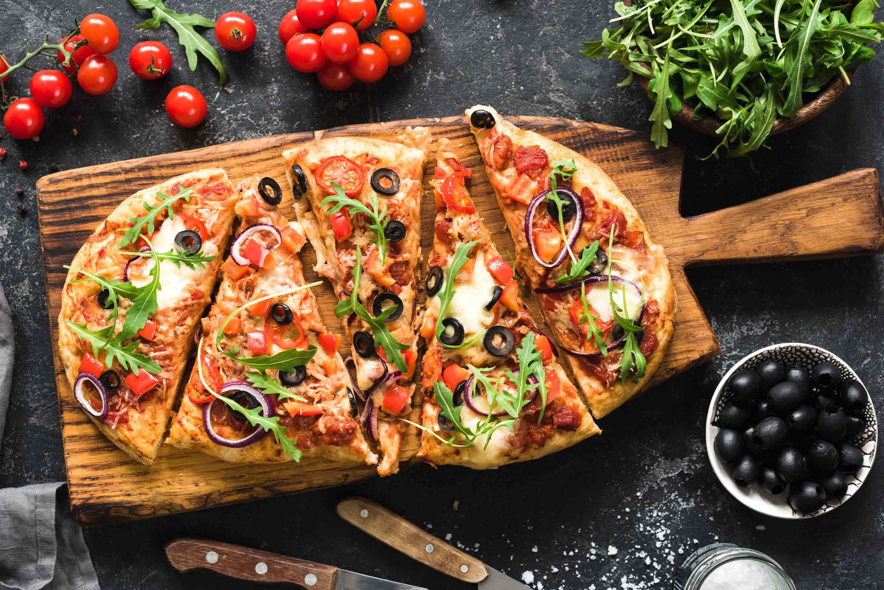 Pizza aus dem Holzofen